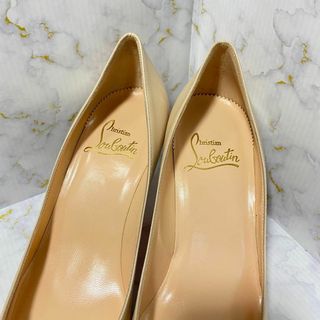 フラワープリント 【箱付き】ルブタン エナメル レッドソール パンプス