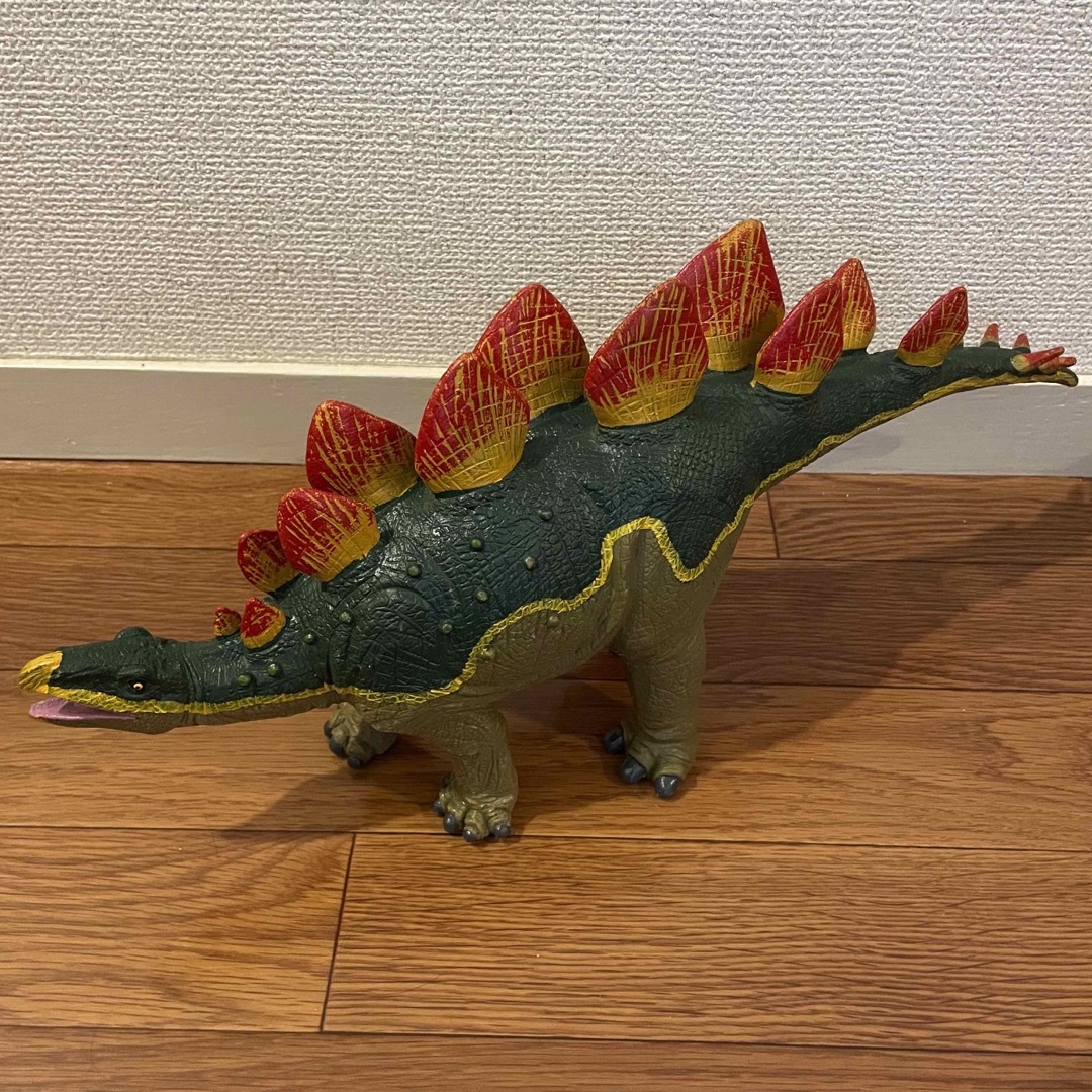 Favorite(フェイバリット)の【ほぼ未使用】フェバリット DINOSAUR 恐竜 ソフビ まとめ売り 6体 エンタメ/ホビーのおもちゃ/ぬいぐるみ(その他)の商品写真