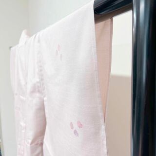 紬 単衣 薄ピンクに丸模様の小紋 着物の通販 by TSUMUGI re:KIMONO