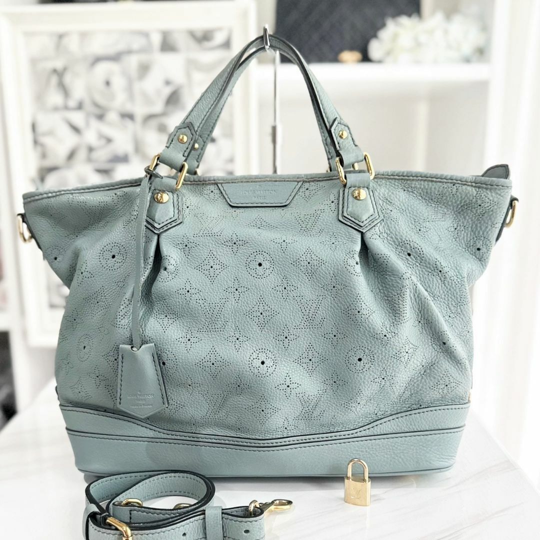 LOUIS VUITTON(ルイヴィトン)の美品☆　ルイヴィトン　ステラPM　ブルーシエル　2way　モノグラムマヒナ レディースのバッグ(ハンドバッグ)の商品写真