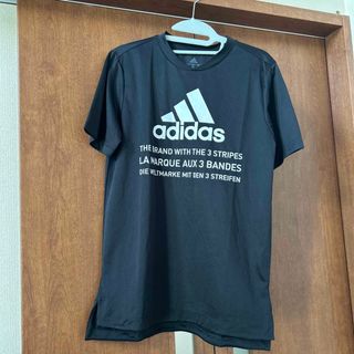 アディダス(adidas)のadidas Tシャツ　黒(Tシャツ/カットソー)