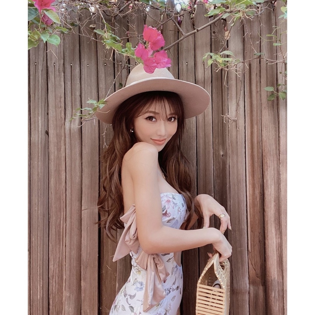新品未使用】eimy istoire Fiona ONEPIECE水着 新品未使用】eimy istoire Fiona ONEPIECE水着
