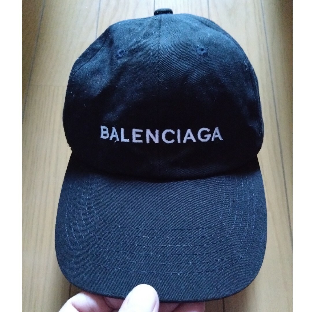 BALENCIAGA ロゴ キャップ