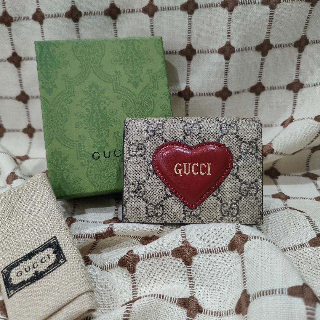 GUCCI グッチ ハート二つ折財布 - 通販 - wood-let.com