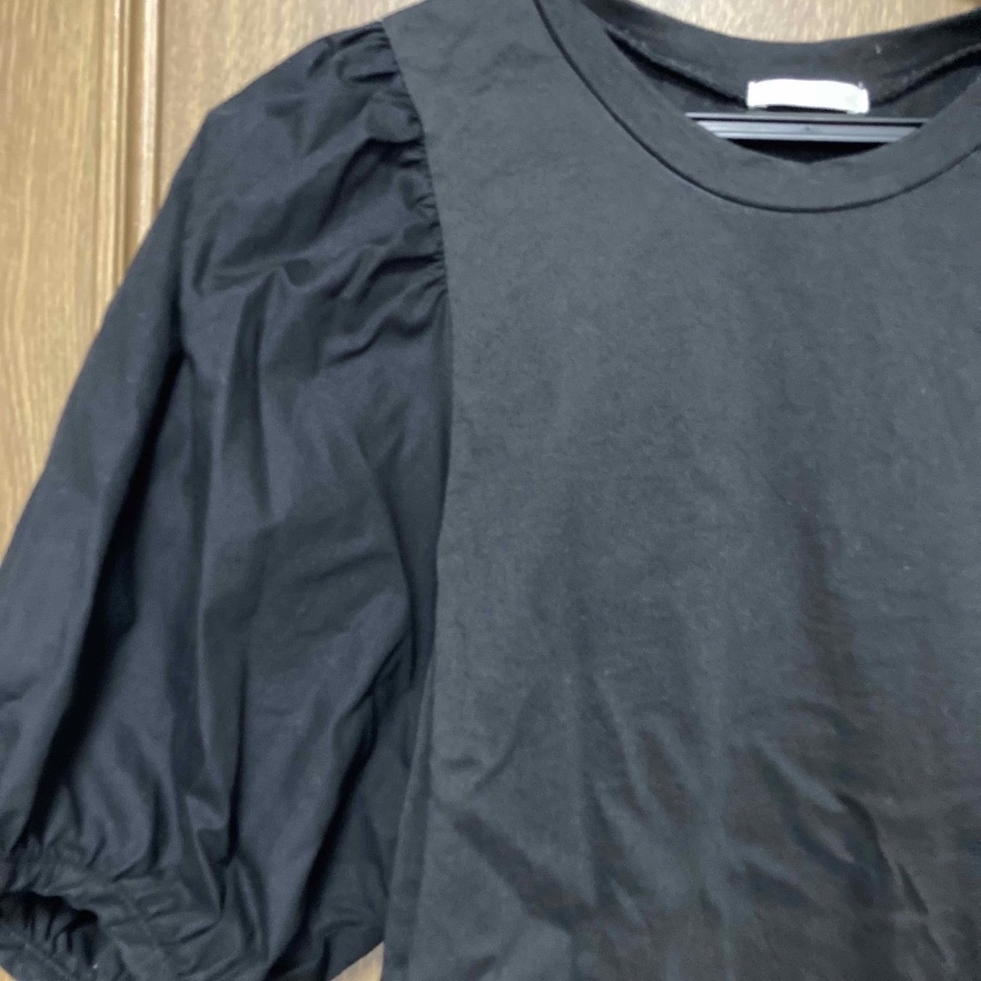 GU(ジーユー)のGU ボリュームパフスリーブTシャツ 黒 メンズのトップス(Tシャツ/カットソー(半袖/袖なし))の商品写真