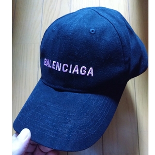 Balenciaga - BALENCIAGA ピンクロゴ キャップの通販 by shop 