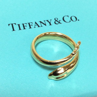 ティファニー(Tiffany & Co.)の正規極美品！ティファニー　K18　スネークリング　7号　18金　デザインリング(リング(指輪))