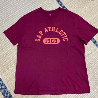 ギャップ(GAP)のGAP  Tシャツ　ワイン(Tシャツ/カットソー(半袖/袖なし))