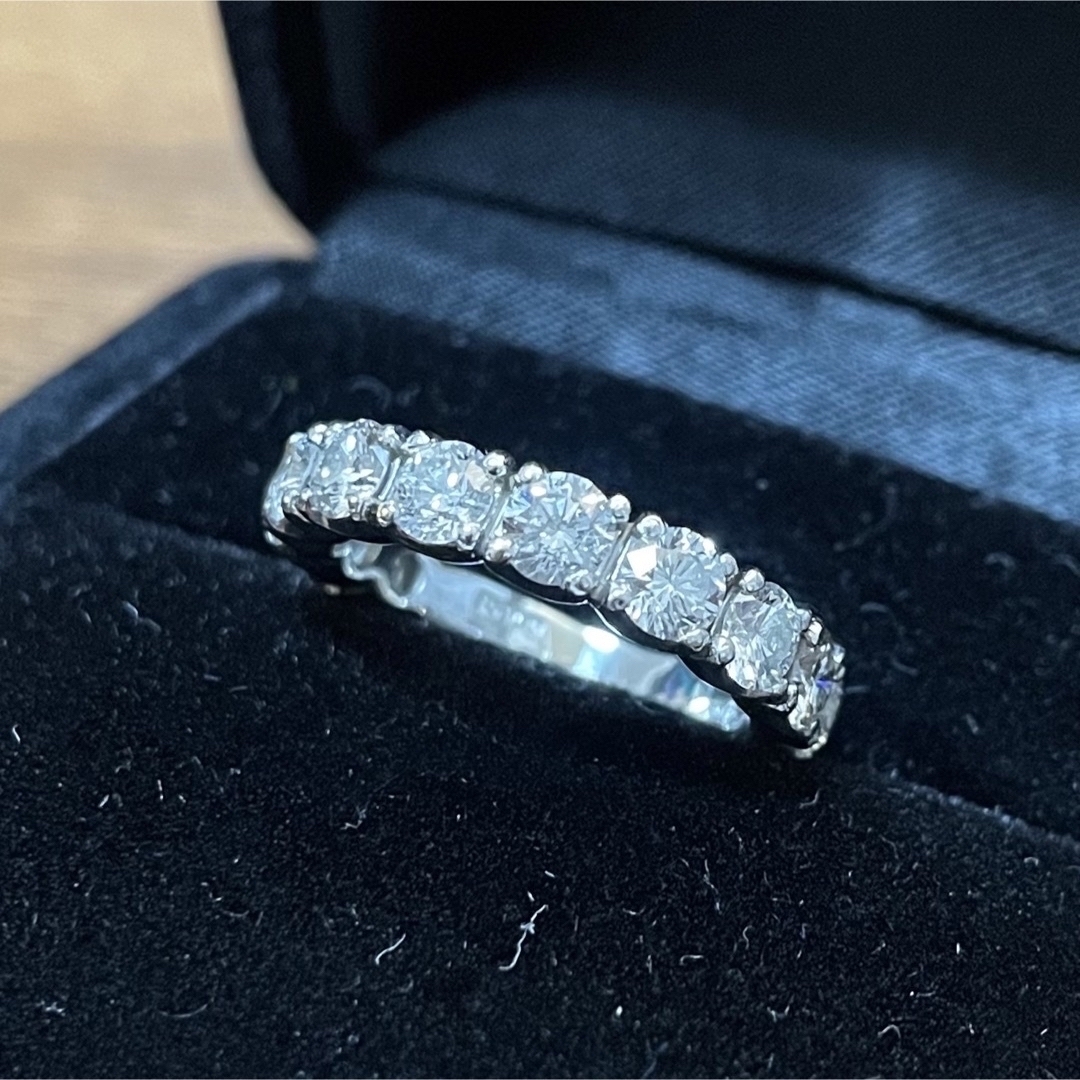 ダイヤモンド 2ct エタニティリング pt900 サイズ9号 レディースのアクセサリー(リング(指輪))の商品写真