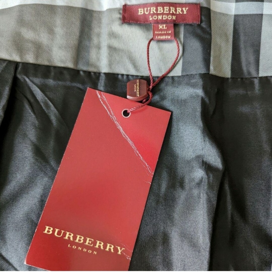 BURBERRY(バーバリー)の期間限定お値下げ 新品未使用バーバリーラップスカートXL巻きスカート レディースのスカート(ひざ丈スカート)の商品写真