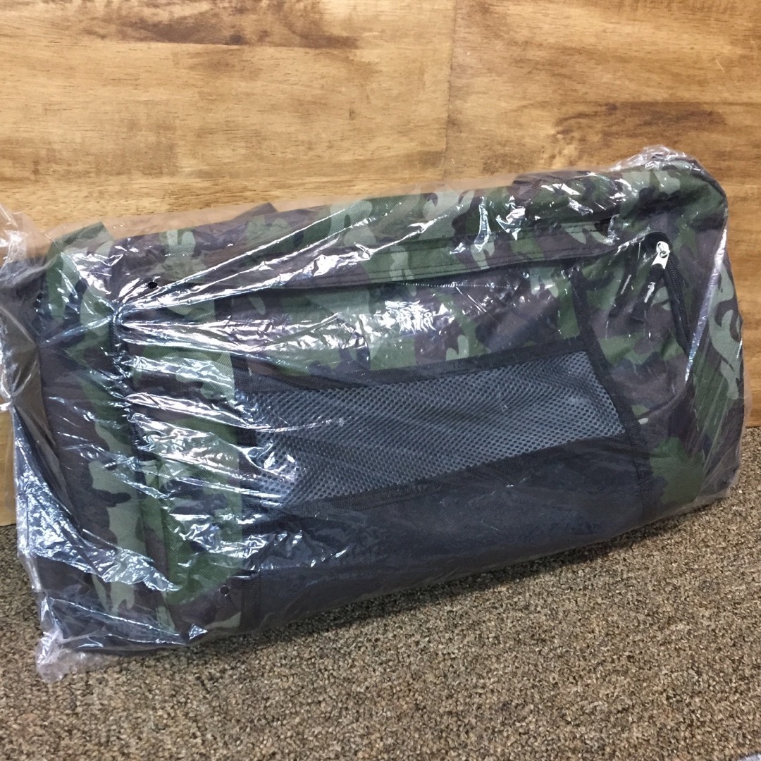 大容量 ボストンバッグ メンズ レディース 旅行 修学旅行 新品　迷彩グリーン メンズのバッグ(ボストンバッグ)の商品写真