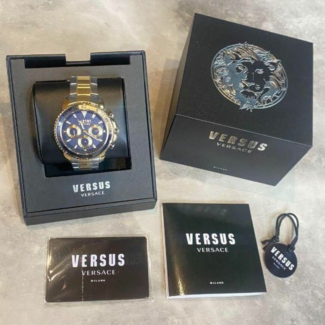 VERSACE - 激レア!新品箱付 ヴェルサーチ ヴェルサス メンズ腕時計 ...