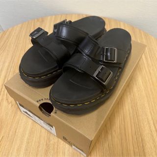 ドクターマーチン(Dr.Martens)のドクターマーチン　黒　厚底サンダル(サンダル)