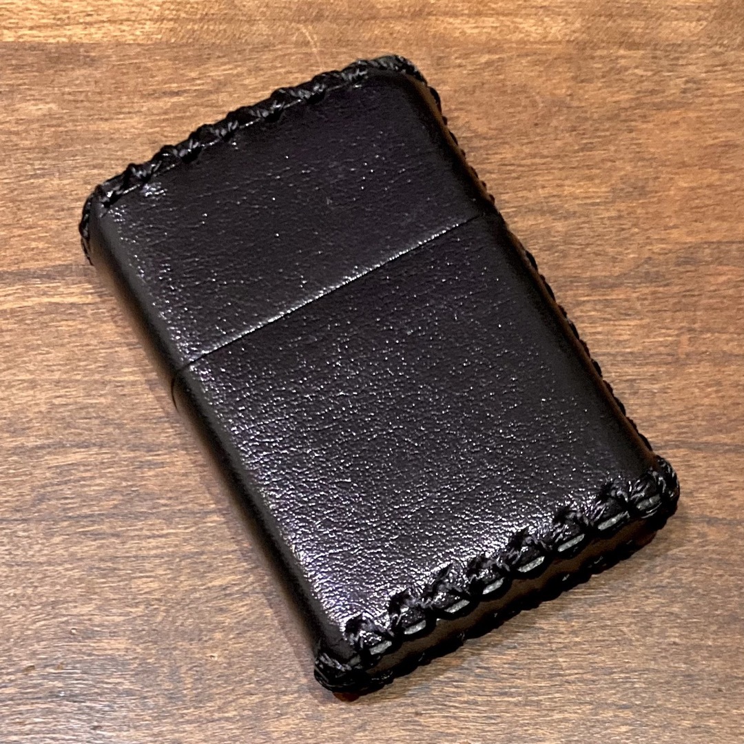 [本革] zippo用 レザーカバー 革ケース革巻き ブラック メンズのファッション小物(タバコグッズ)の商品写真