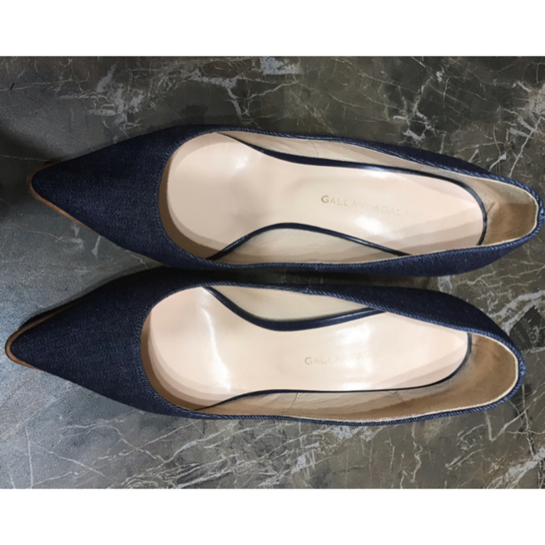 GALLARDA GALANTE(ガリャルダガランテ)のガリャルダガランテ　パンプス レディースの靴/シューズ(ハイヒール/パンプス)の商品写真