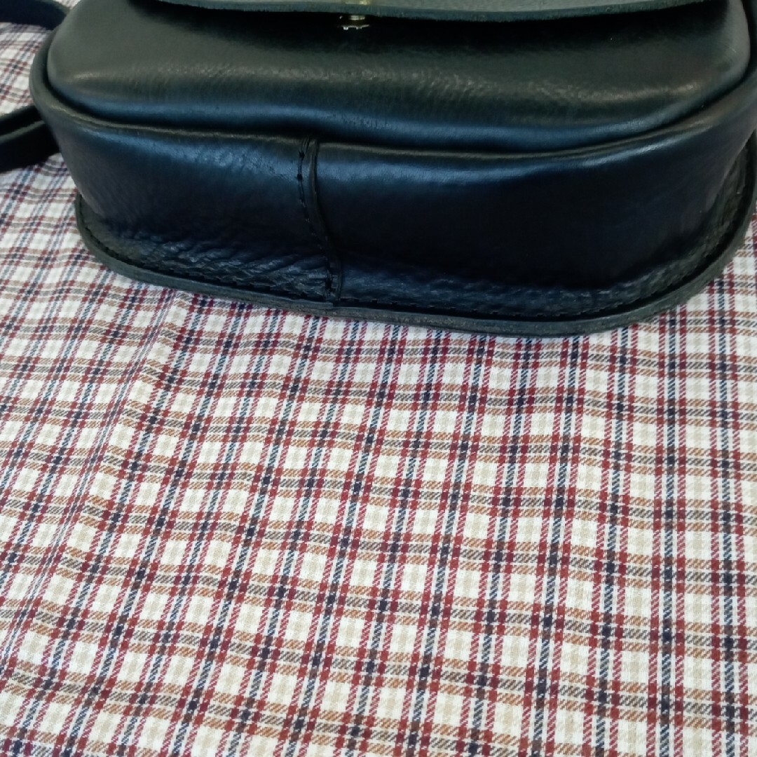 極美品} analogico (アナロジコ)ドイツホックショルダーバッグ 極美品} analogico (アナロジコ)ドイツホックショルダーバッグ