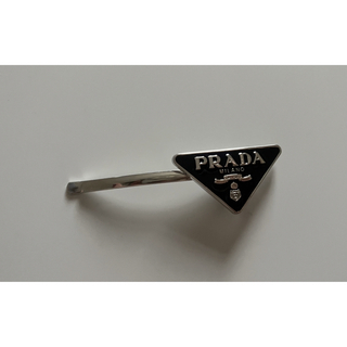 PRADA - 【新品未使用】PRADA プラダ ヘアピン 右の通販｜ラクマ