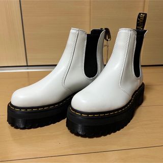 ドクターマーチン(Dr.Martens)のDr.Martins ホワイト　ブーツ(ブーツ)