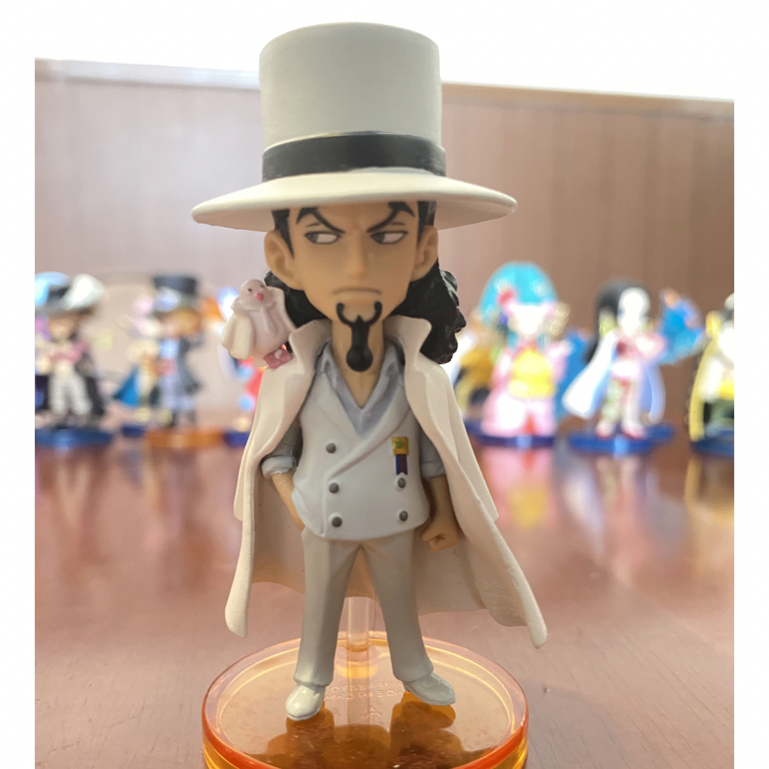 ONE PIECE(ワンピース)のワーコレ ワールドコレクタブル【フィルムゴールド】ロブ・ルッチ エンタメ/ホビーのフィギュア(アニメ/ゲーム)の商品写真