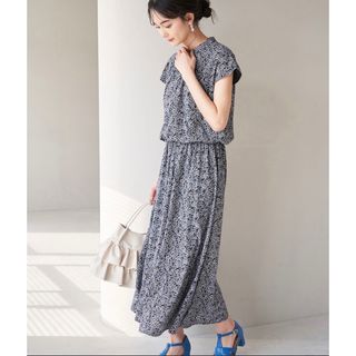 ロペピクニック(Rope' Picnic)の新品（洗濯1回）ROPE' PICNIC 花柄ワンピース　38 Mサイズ(ロングワンピース/マキシワンピース)