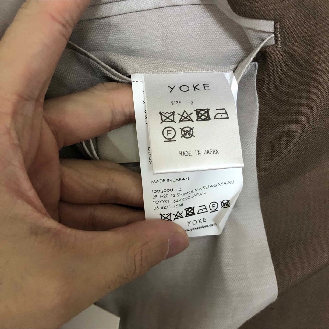 YOKE(ヨーク)の極美品　Yoke セットアップ　ブラウン 定価12万円程 メンズのスーツ(セットアップ)の商品写真