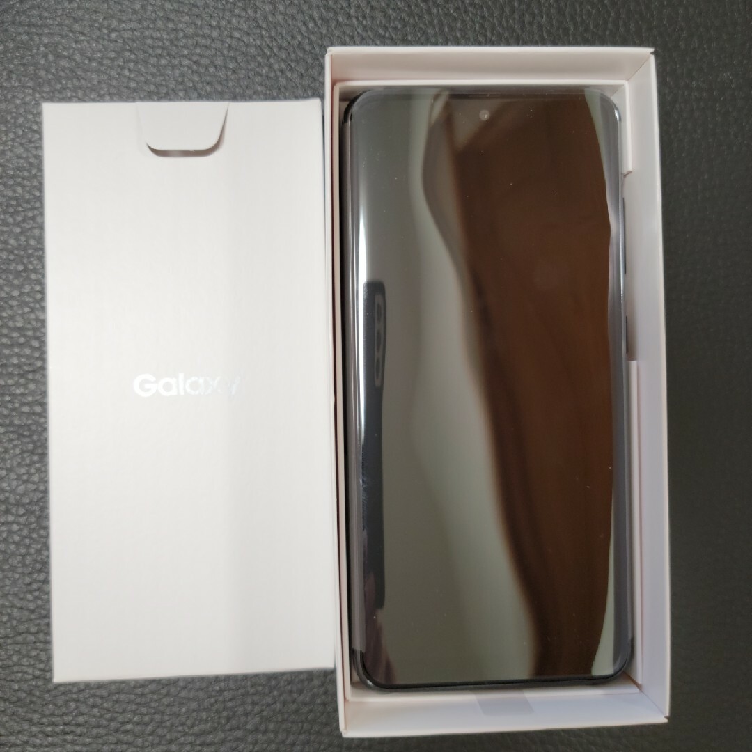 Galaxy(ギャラクシー)のGalaxy A21 SCV49　ブラック　新品　未使用 スマホ/家電/カメラのスマートフォン/携帯電話(スマートフォン本体)の商品写真