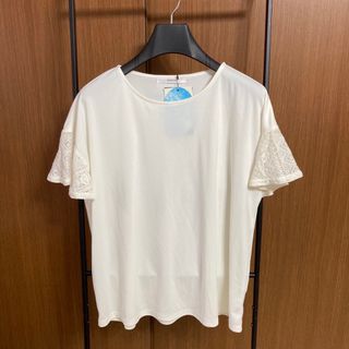 新品・未使用！袖レースのサラサラTシャツ（アイボリー）LL(Tシャツ(半袖/袖なし))