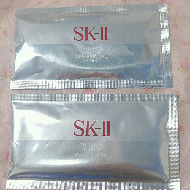 SK-II(エスケーツー)の国内正規品 SK-2 ホワイトニングソースダーム・リバイバルマスク2枚 コスメ/美容のスキンケア/基礎化粧品(パック/フェイスマスク)の商品写真