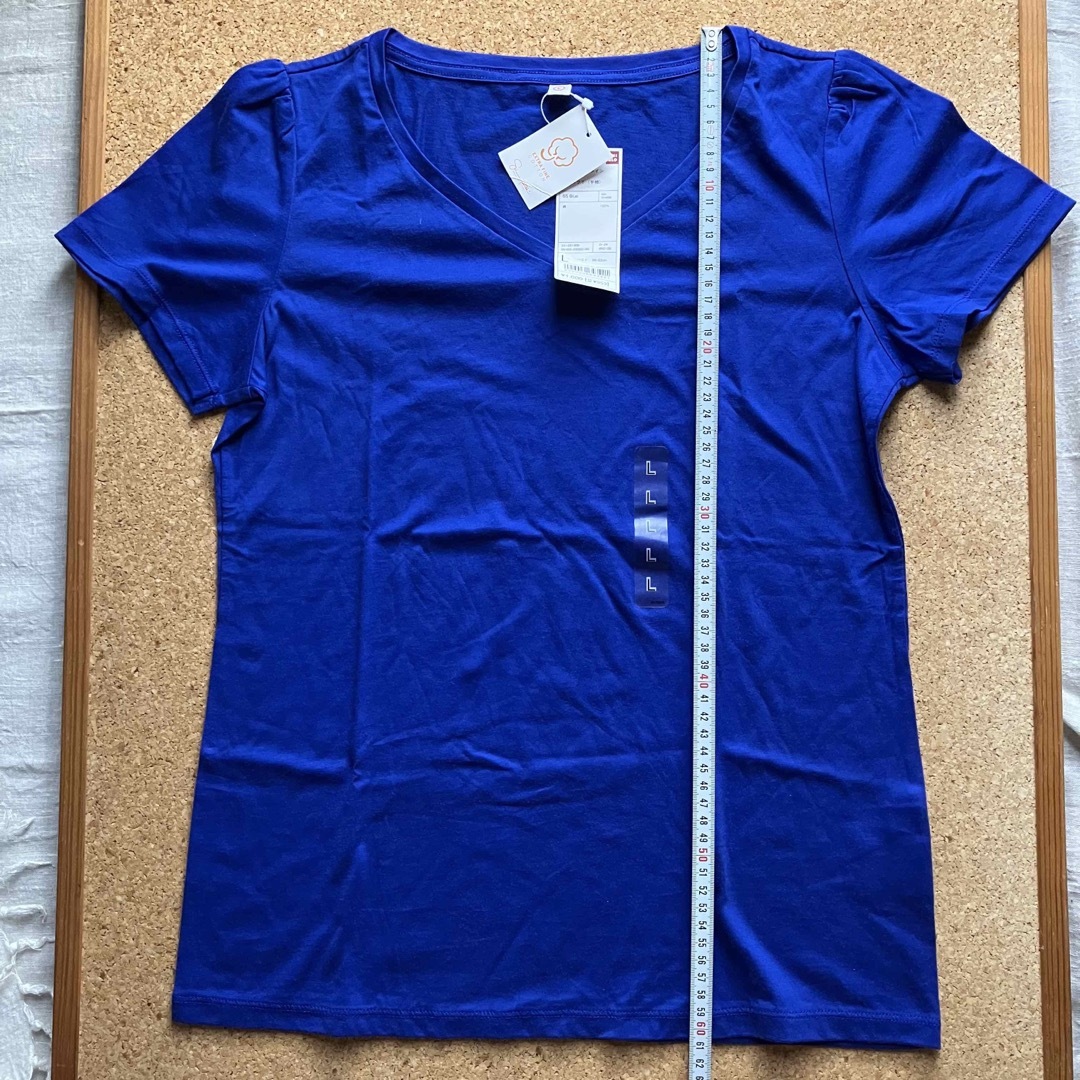 UNIQLO(ユニクロ)の【新品】ユニクロ　レディース　コットン　vネックT（半袖） レディースのトップス(Tシャツ(半袖/袖なし))の商品写真