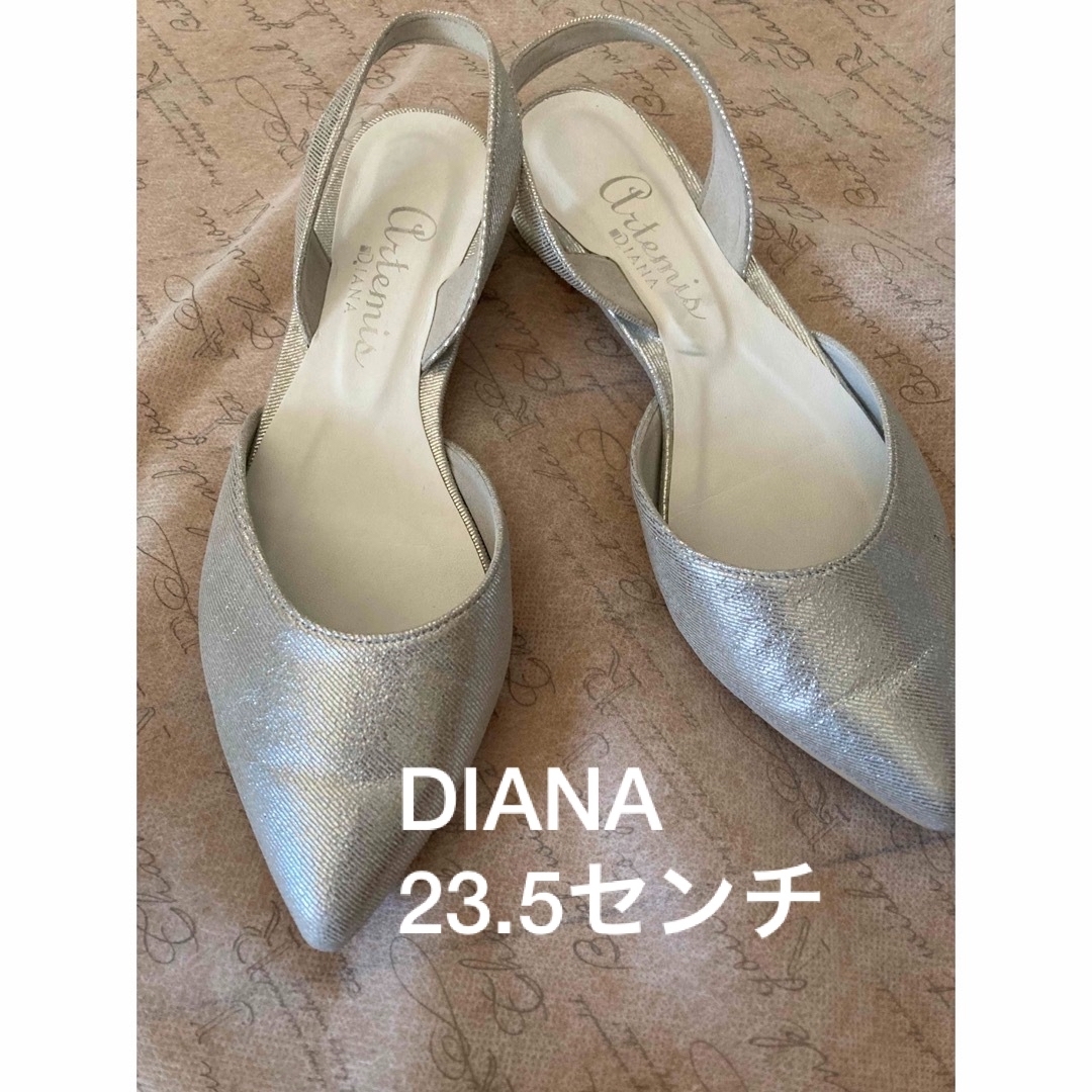 DIANA✳︎バックストラップリボンパンプス