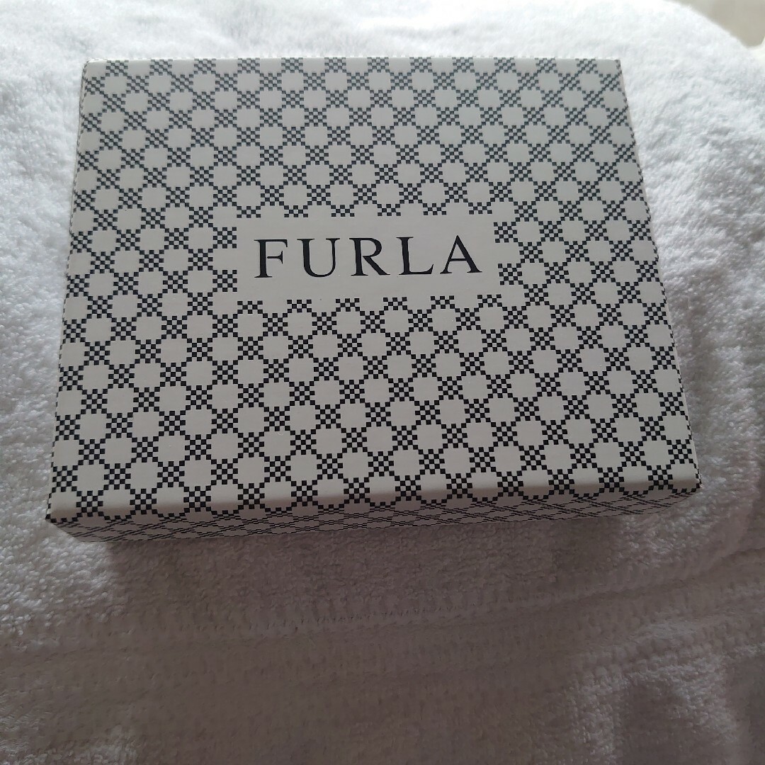 Furla(フルラ)の未使用　フルラ 三つ折り財布 メンズのファッション小物(折り財布)の商品写真