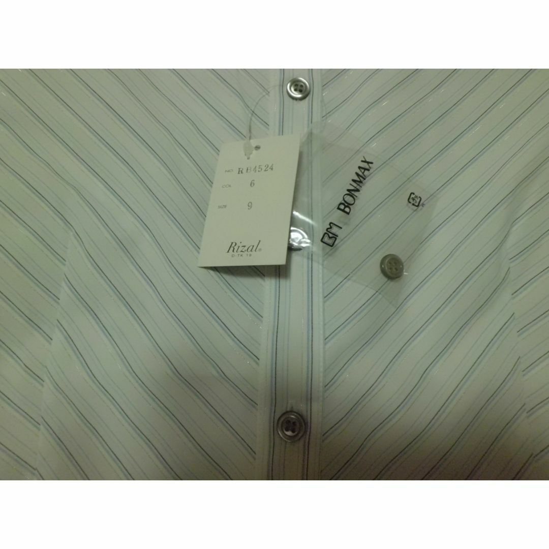 BONMAX(ボンマックス)の新品  9/M ボンマックス 半袖ブラウス 白青ブラウス　事務服　制服　ビジネス レディースのトップス(シャツ/ブラウス(半袖/袖なし))の商品写真