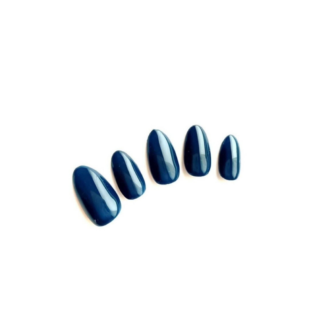 カラフルベース　ミッドナイトブルー15g 旧パッケージMidnight blue コスメ/美容のネイル(ネイルトップコート/ベースコート)の商品写真