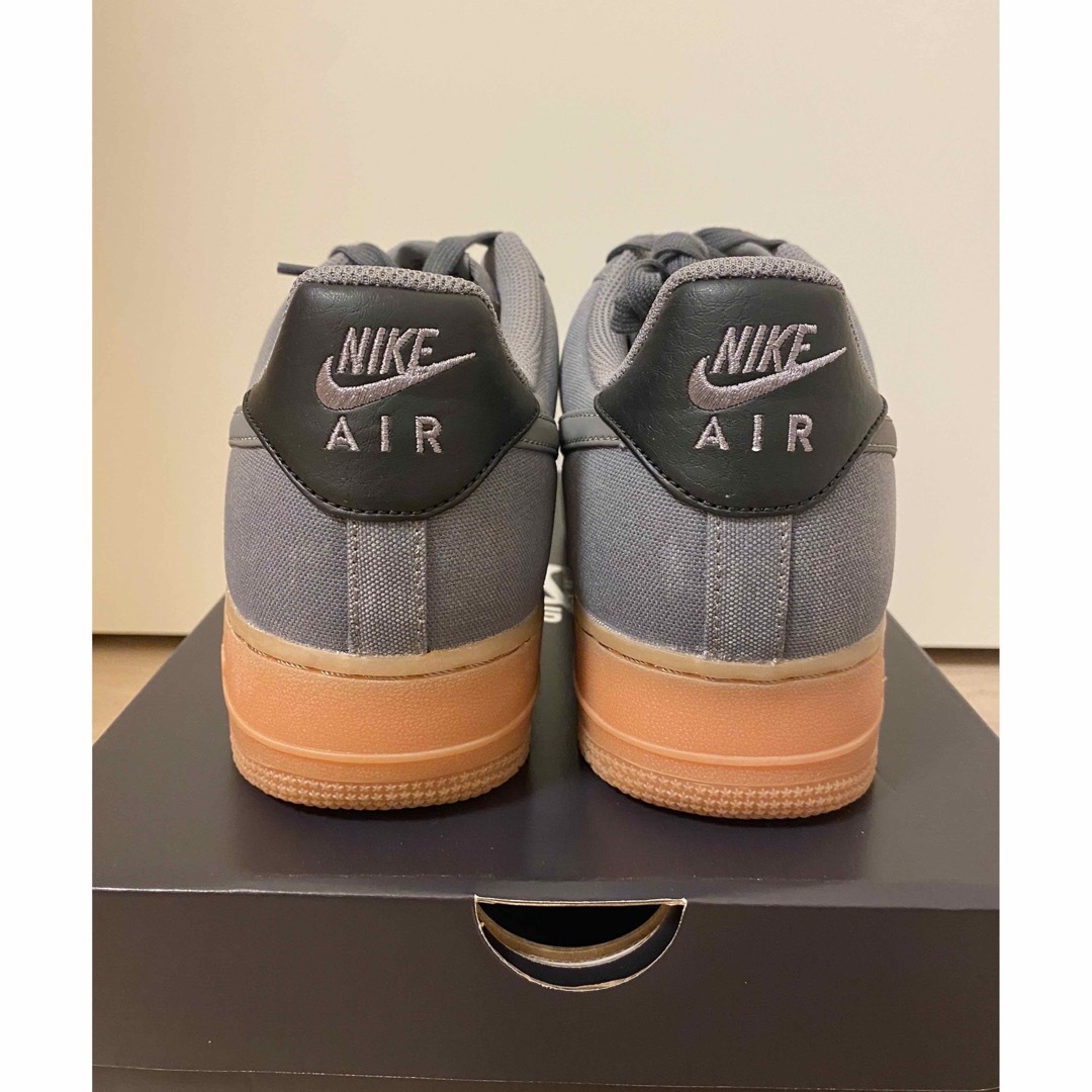 【完売品】NIKE AIR FORCE 1 '07 LV8 STYLE