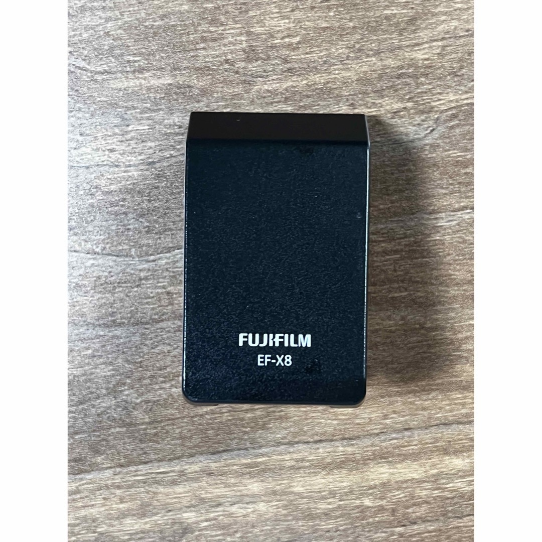 富士フイルム(フジフイルム)のFUJIFILM EF-X8 スマホ/家電/カメラのカメラ(ストロボ/照明)の商品写真