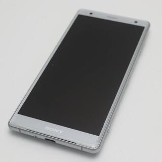 ソニー(SONY)の超美品 SOV37 シルバー 本体 白ロム  M666(スマートフォン本体)