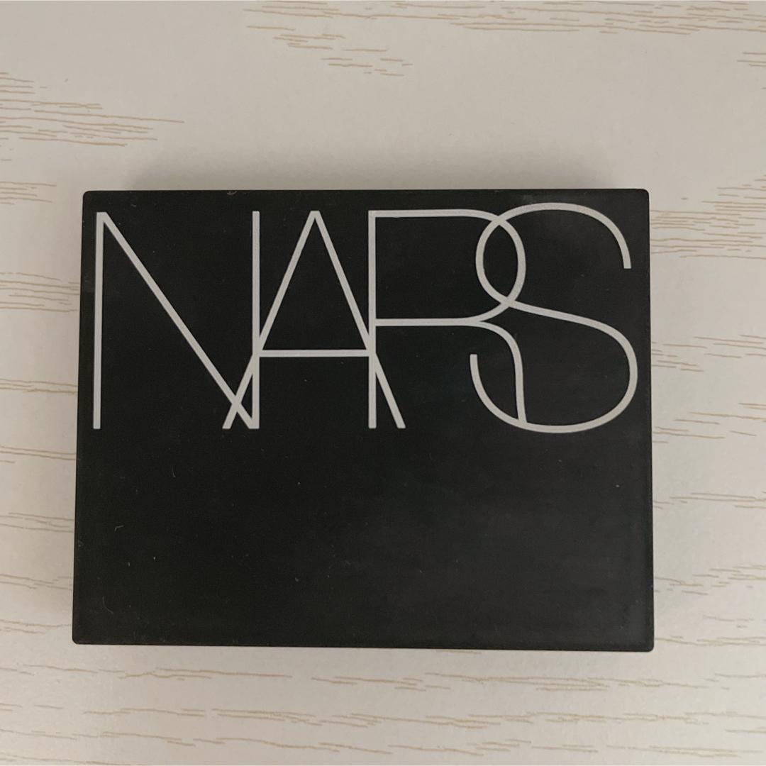 NARS クワッドアイシャドー 1083