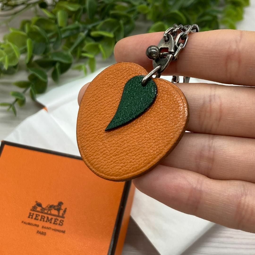 Hermes - HERMES エルメス フルーツチャーム アプリコット