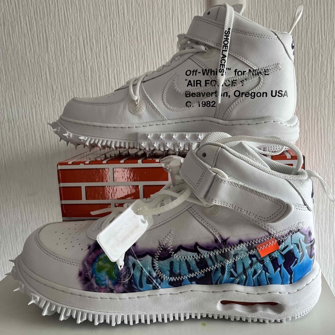 Off-White × Nike Air Force 1 Mid