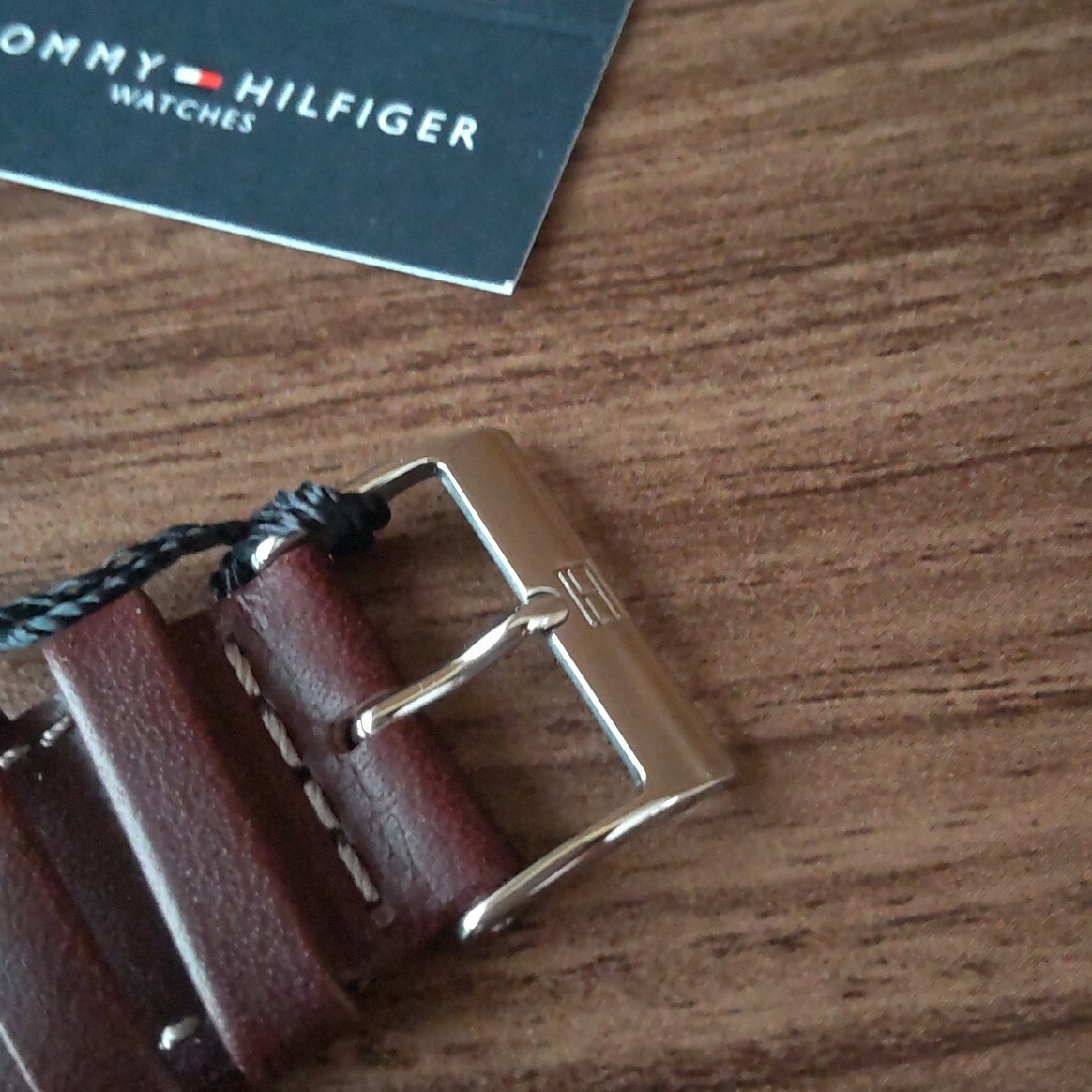 ☆新品 TOMMY HILFIGER メンズ腕時計 1791837-