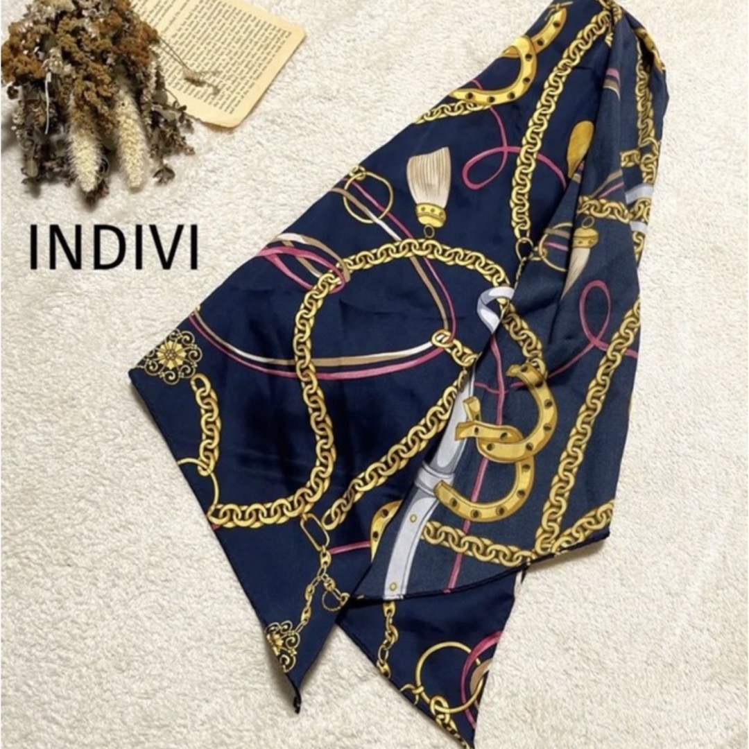 INDIVI(インディヴィ)のINDIVIスカーフ レディースのファッション小物(バンダナ/スカーフ)の商品写真