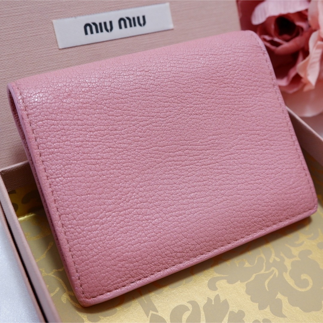 miumiu - ♡美品♥︎ MIUMIU クリスタル 二つ折り財布 リボン ピンクの