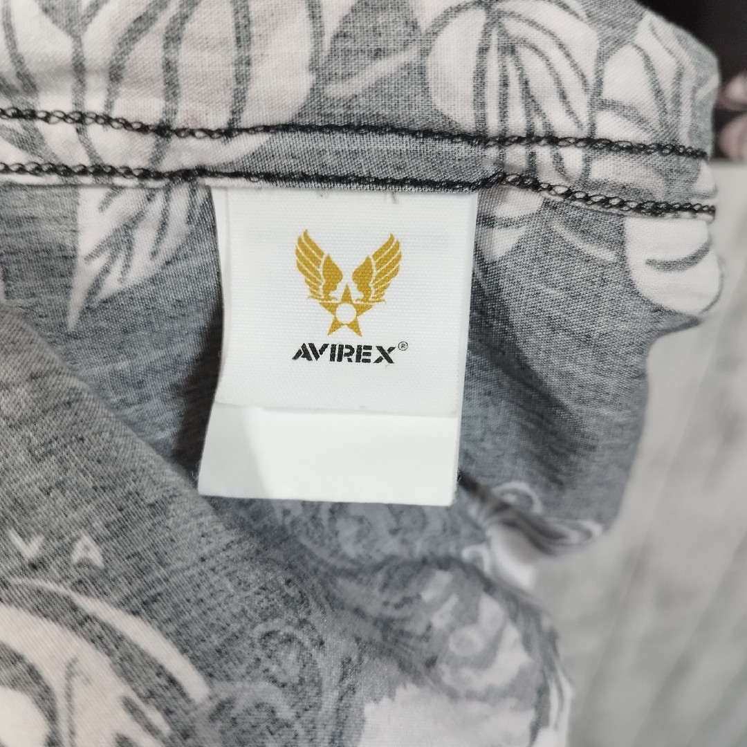 新品★AVIREX 和柄Tシャツ