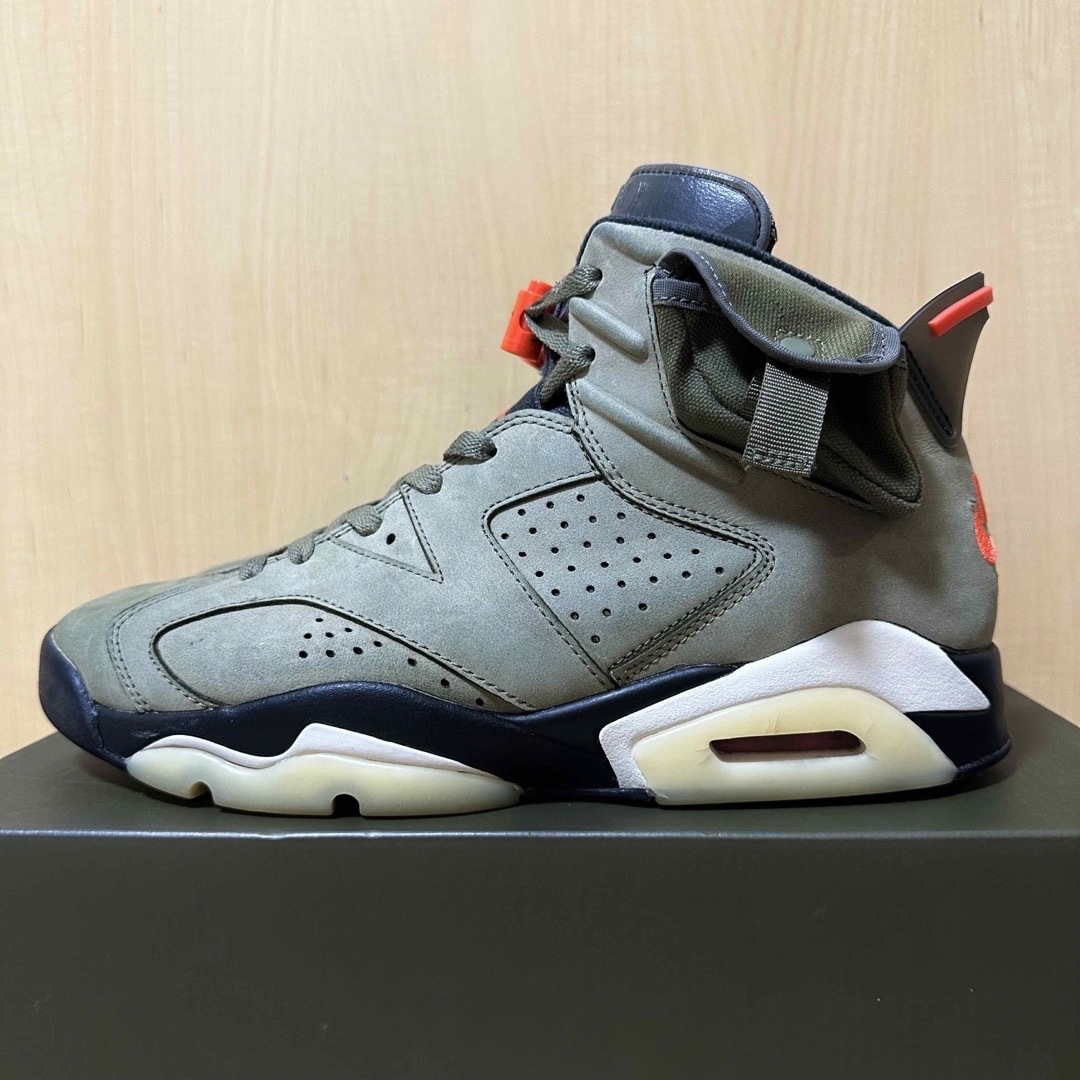 TRAVIS SCOTT × NIKE AIR JORDAN 6 "OLIVE"