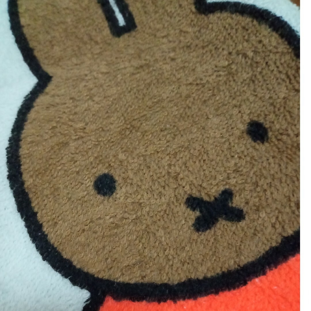 miffy(ミッフィー)のミッフィー タオルケット 未開封未使用 キッズ/ベビー/マタニティの寝具/家具(タオルケット)の商品写真