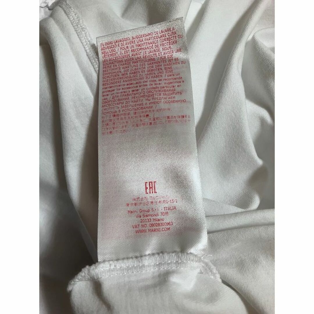 Marni(マルニ)の新品 48 22aw MARNI 胸ミニロゴ Tシャツ 白黒 4000 メンズのトップス(Tシャツ/カットソー(半袖/袖なし))の商品写真