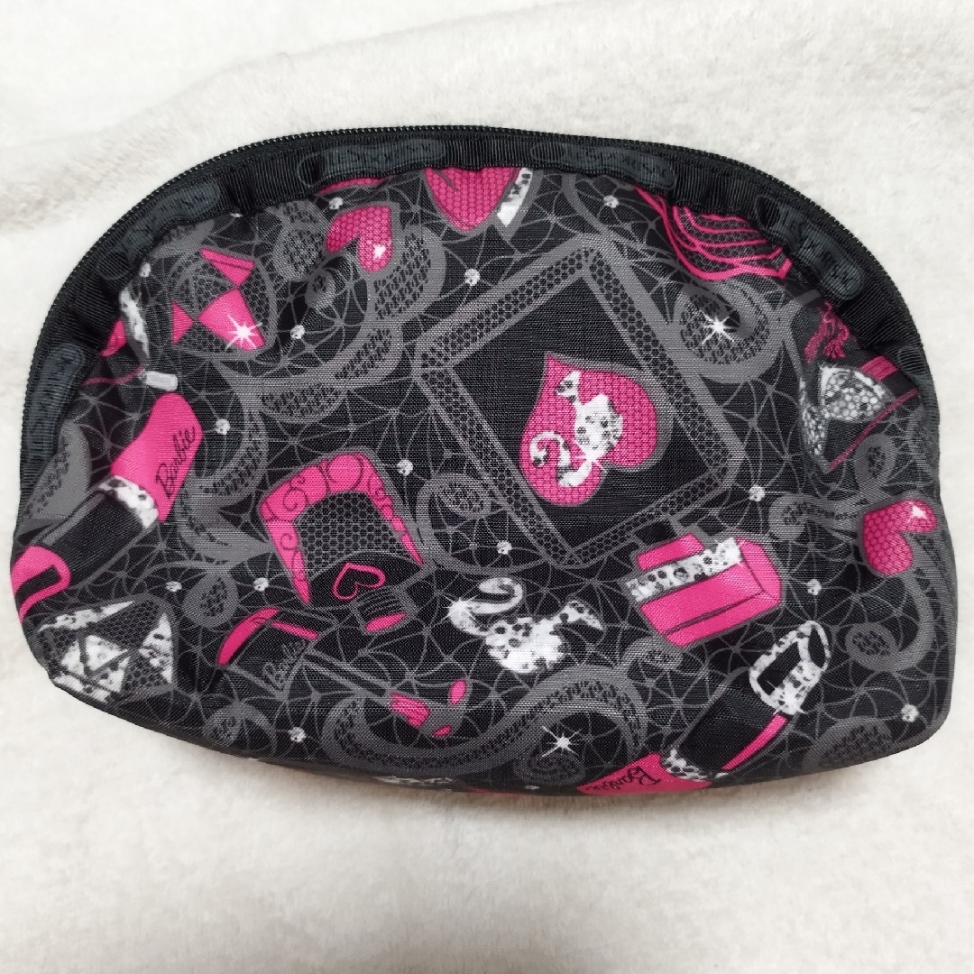 LeSportsac(レスポートサック)のバービー レスポートサック ラウンドメイクポーチ エンタメ/ホビーのおもちゃ/ぬいぐるみ(キャラクターグッズ)の商品写真