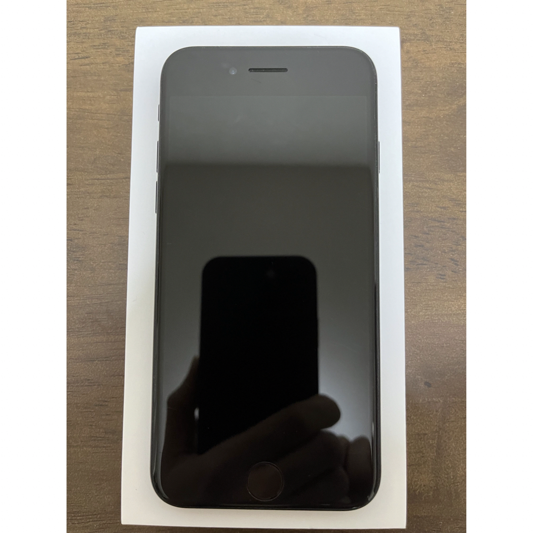 iPhone SE第2世代 (SE2) 128GB ブラック SIMフリー