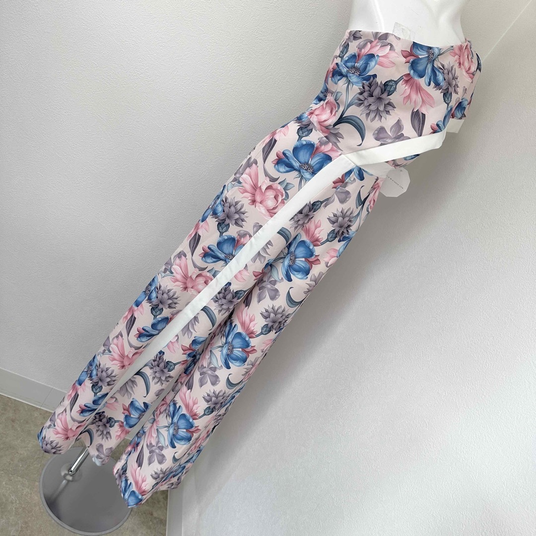 新品未使用⭐︎Little Mistress ワンショルダー花柄オールインワン