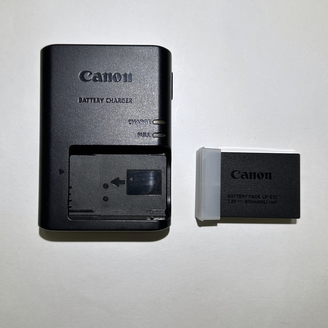 Canon キャノン　LPｰE12バッテリー　と　充電器LCｰE12 セット